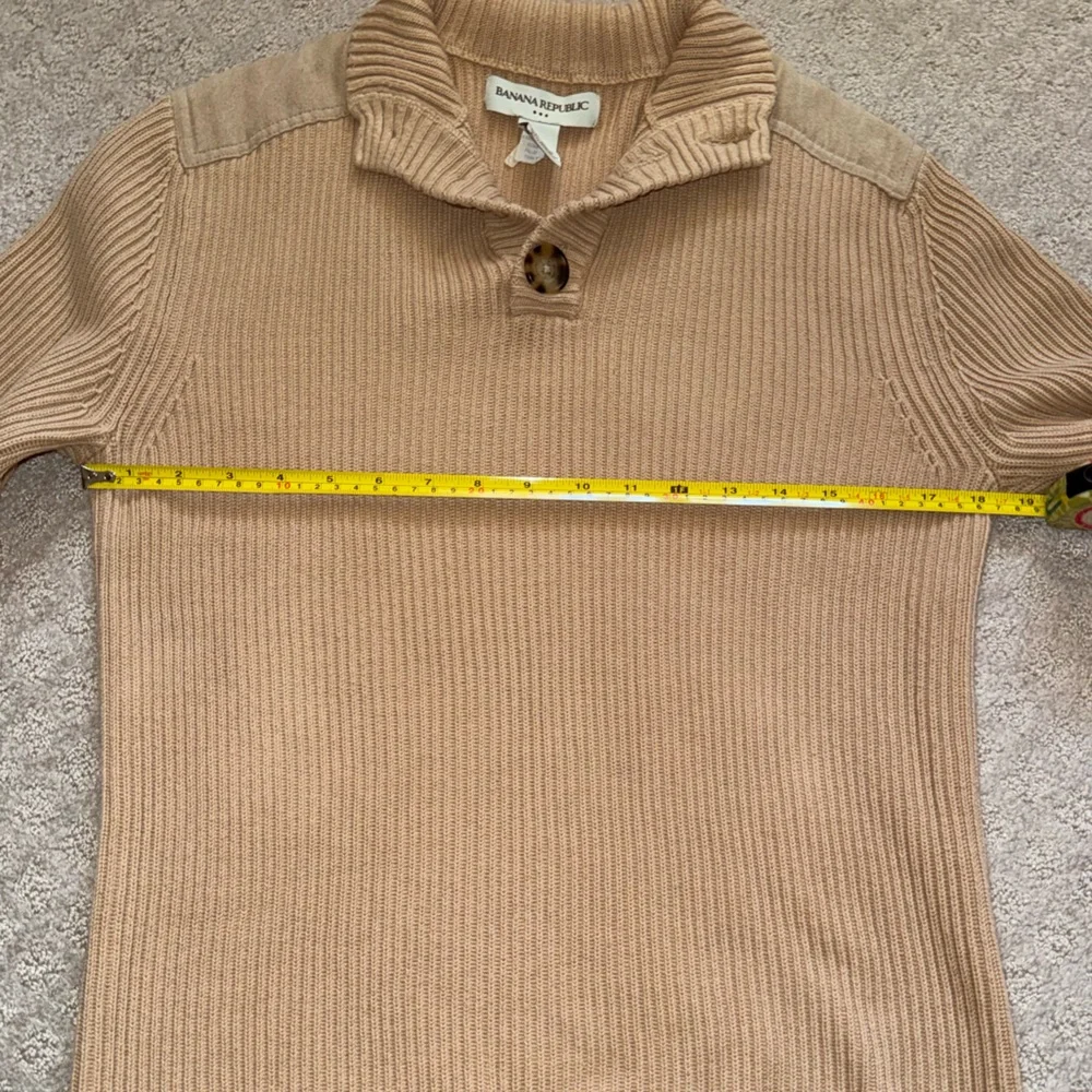 Banana Republic size small